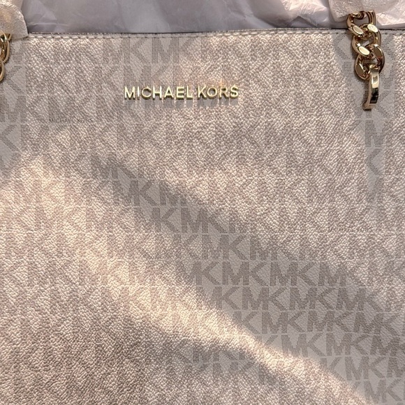 Michael Kors Ellis Cream Tote with Signature Monogram NWT - Picture 16 of 17